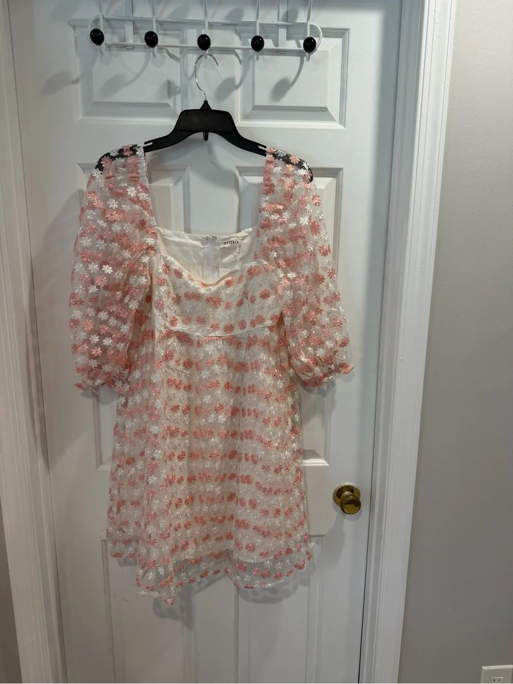 NWT Storia Boutique Lace Dress Top with Pink Floral Embroidery Sz L